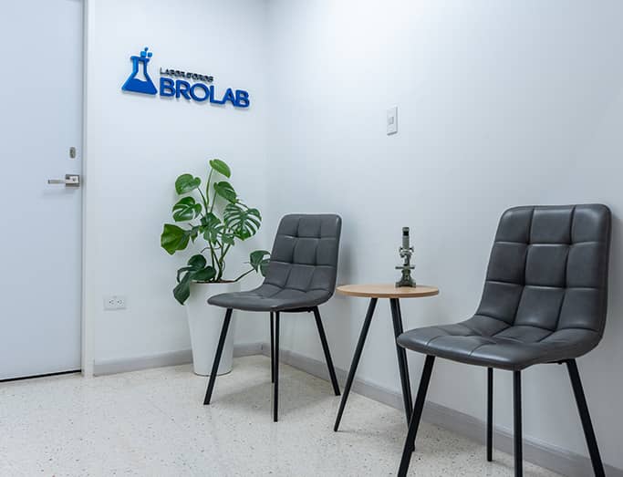 Sala de espera - Laboratorios Brolab